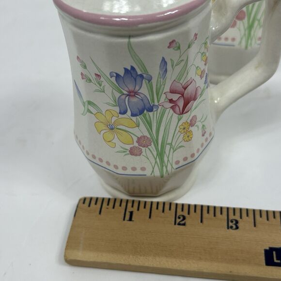 Sarma Studios Victorian Flowers 4.5" Oversized Salt & Pepper Shaker Set Handle - Picture 16 of 16